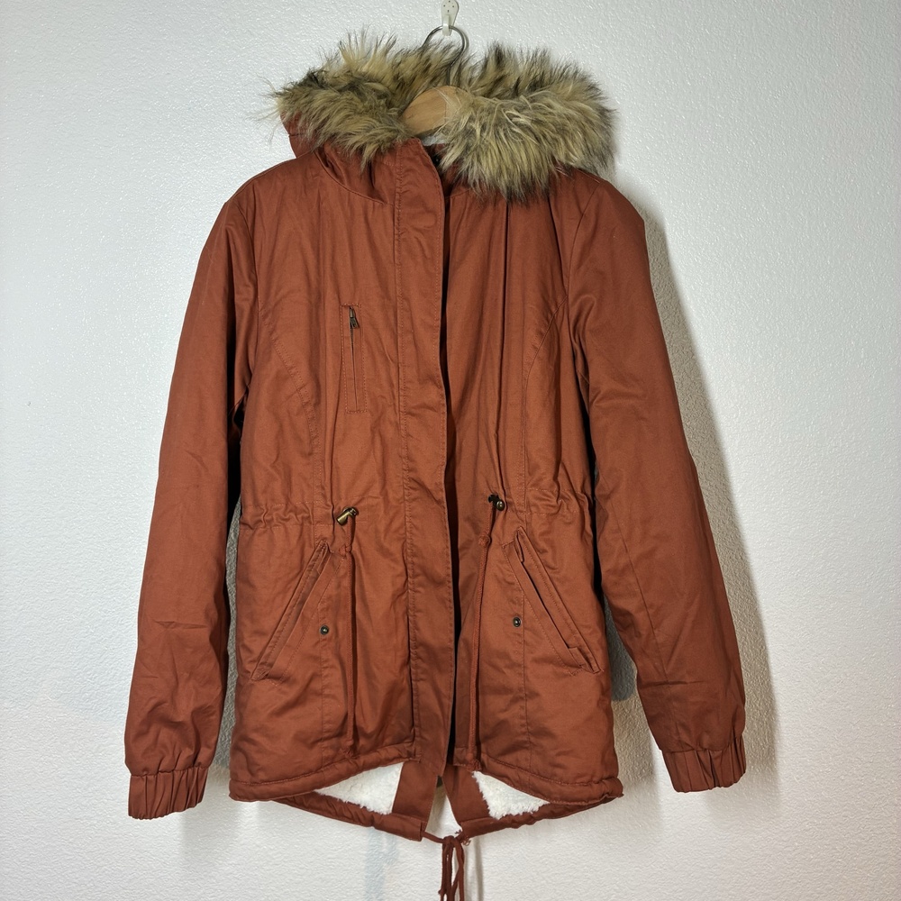 Love Tree Coat Womens Medium Orange Faux Fur Hooded Parka Sherpa Lined Fishtail